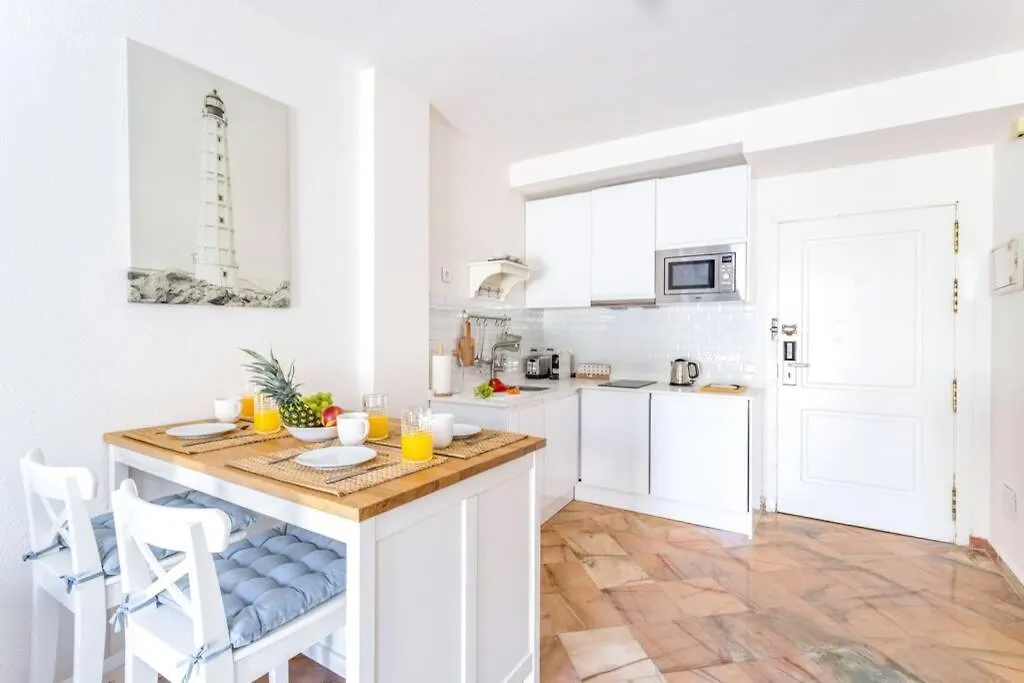 Apartment Oleholidays 603 Romana Playa Primera Linea Playa Marbella Spain
